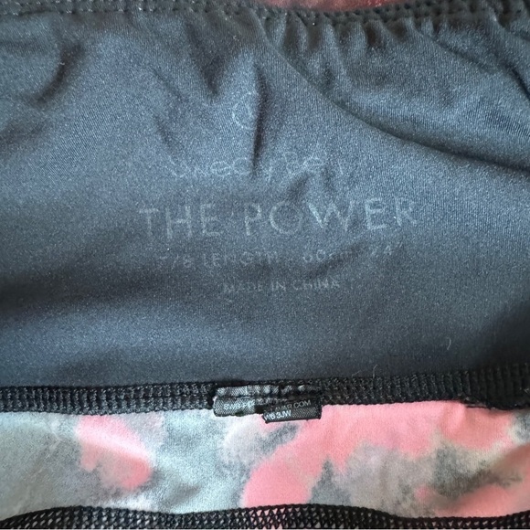 Sweaty Betty Power Pocket
Workout Ankle Leggings - Firework
Pattern - Picture 4 of 5